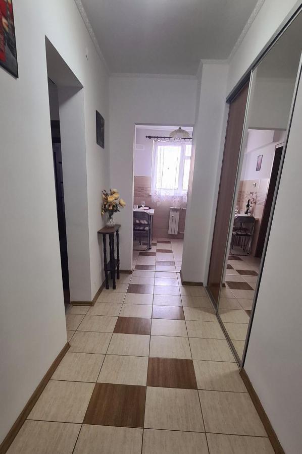 Perfect View Apartament 2 Rooms Self Check-In Bucarest Esterno foto