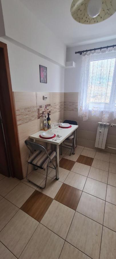 Perfect View Apartament 2 Rooms Self Check-In Bucarest Esterno foto