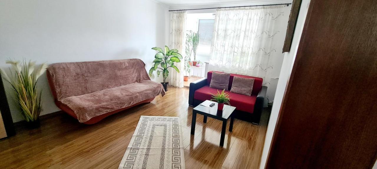 Perfect View Apartament 2 Rooms Self Check-In Bucarest Esterno foto